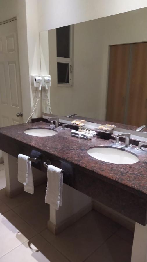 Cypres Hotel & Suites Zapopan Dış mekan fotoğraf