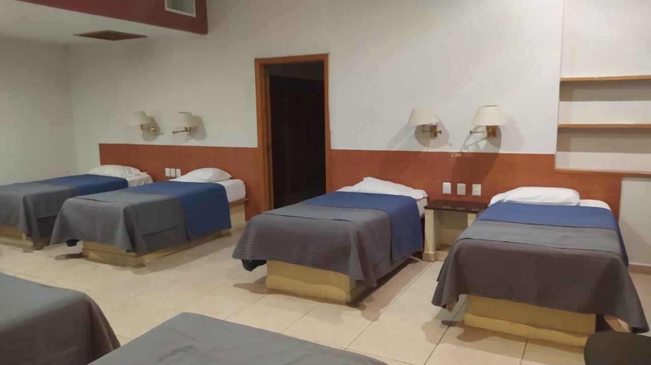 Cypres Hotel & Suites Zapopan Dış mekan fotoğraf